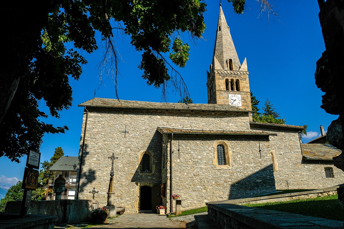 Interno della chiesa di San Giovanni Battista